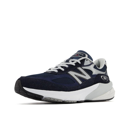Men's Made in USA 990v6