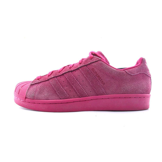 SUPERSTAR