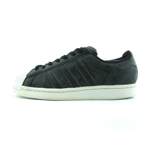 SUPERSTAR
