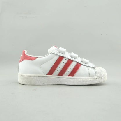 SUPERSTAR