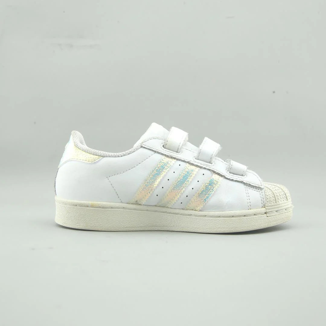 SUPERSTAR