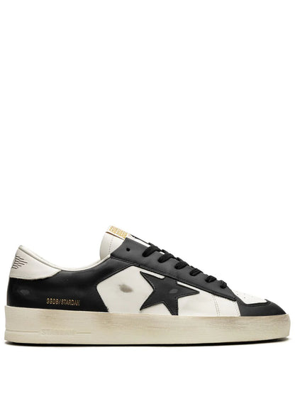 Golden Goose modelo Stardan
