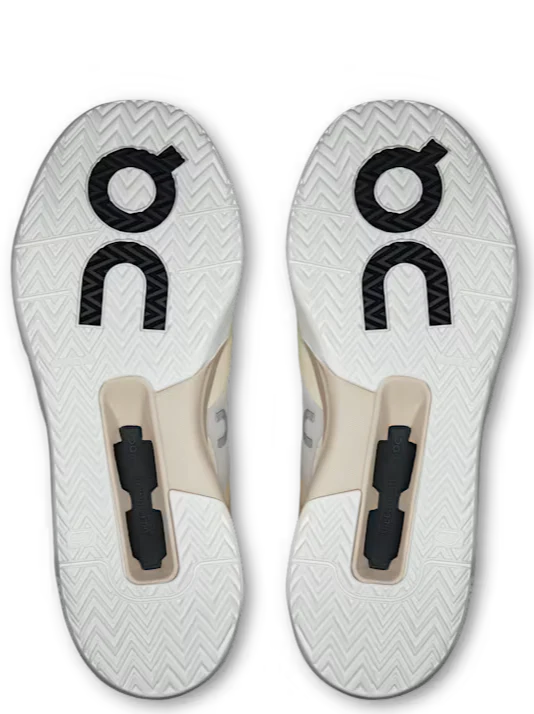 On The Roger Advge Pro Cream Black