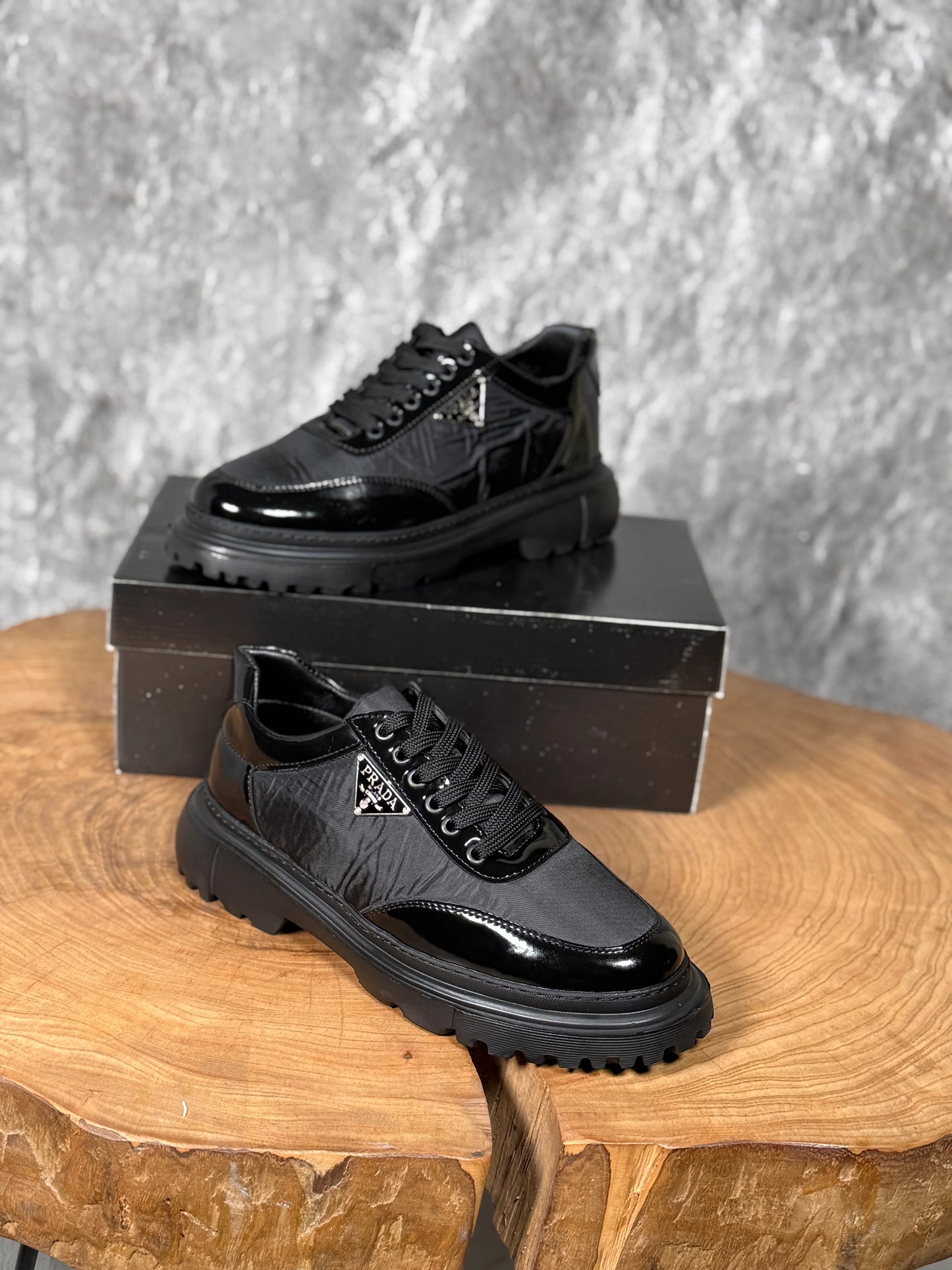 PRADA KLASİK İTALYAN 2