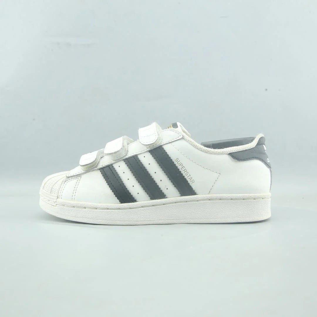 SUPERSTAR