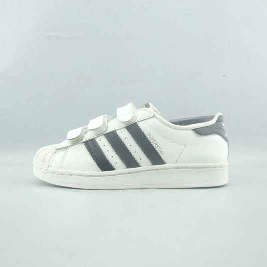 SUPERSTAR