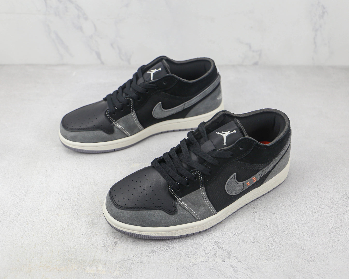 Jordan 1 Low Craft Inside Out Black