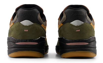 New Balance x Mike Gigliotti 933 Reynolds True Brown Candy Pink