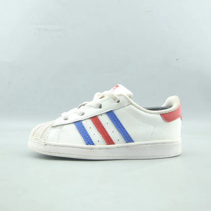 SUPERSTAR