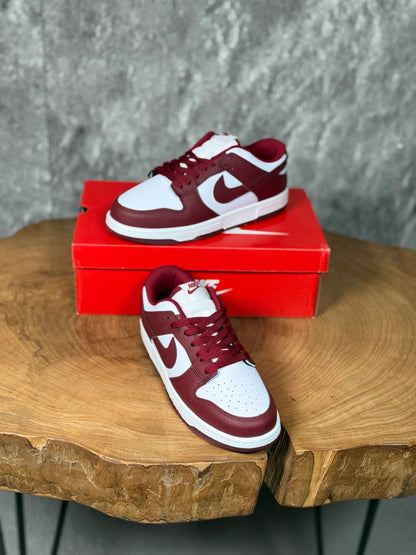 NIKE DUNK MODELİ