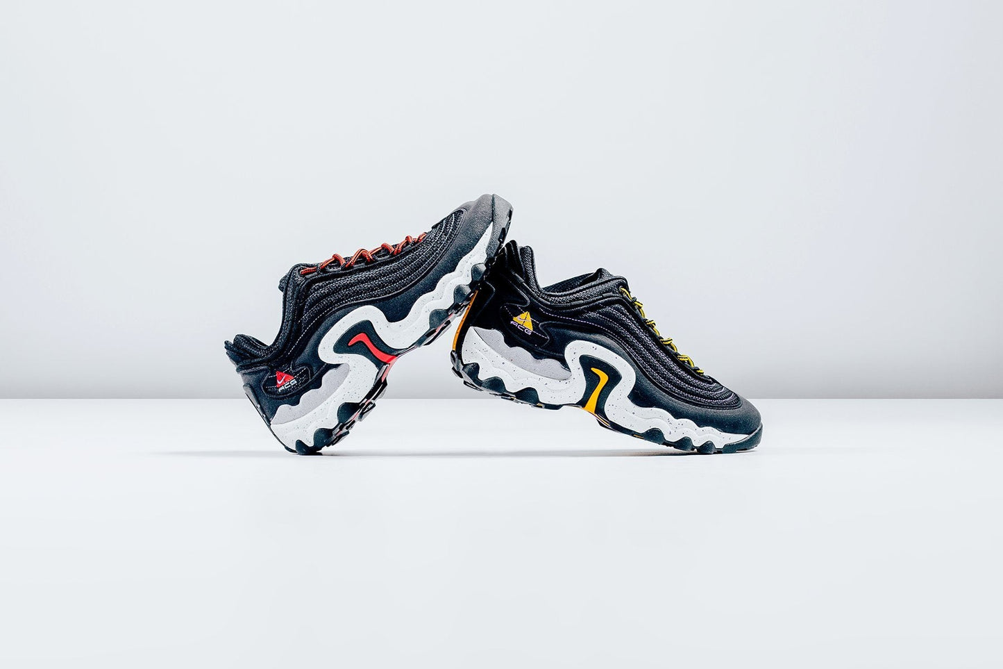 ACG Air Skarn - Black/Habanero Red