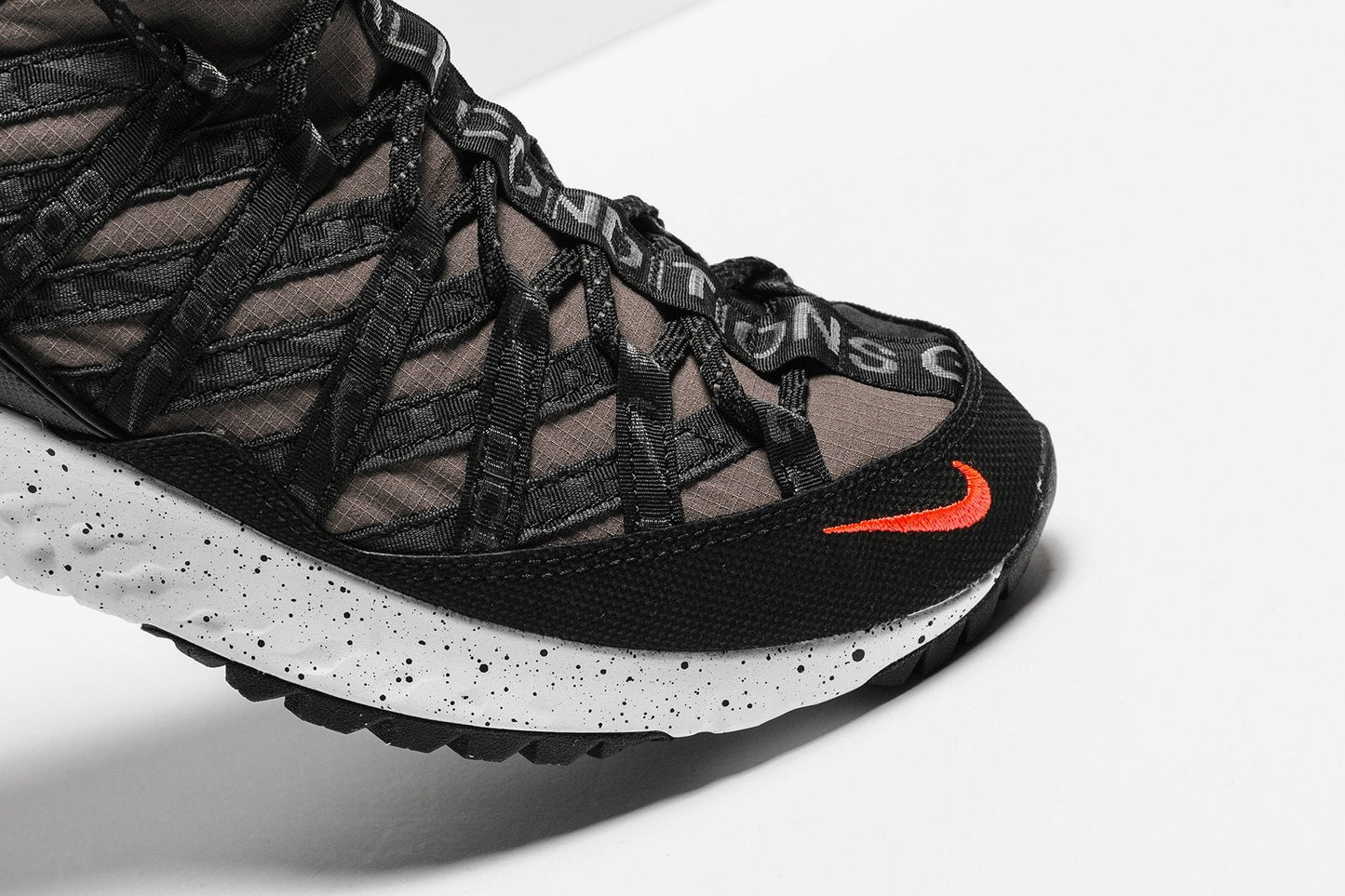 ACG React Terra Gobe - Ridgerock/Flash Crimson